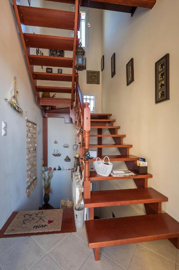 Marfaia - Villa By The Sea Agioi エクステリア 写真