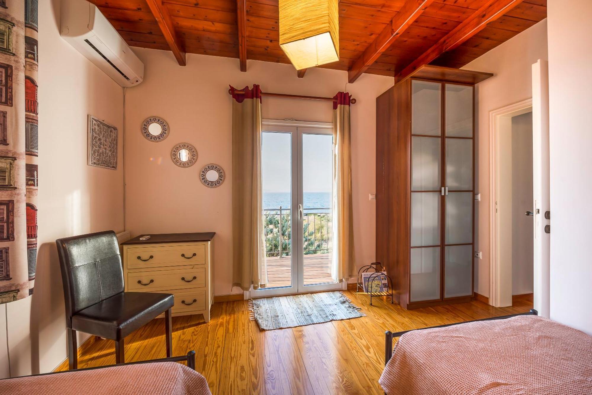 Marfaia - Villa By The Sea Agioi エクステリア 写真